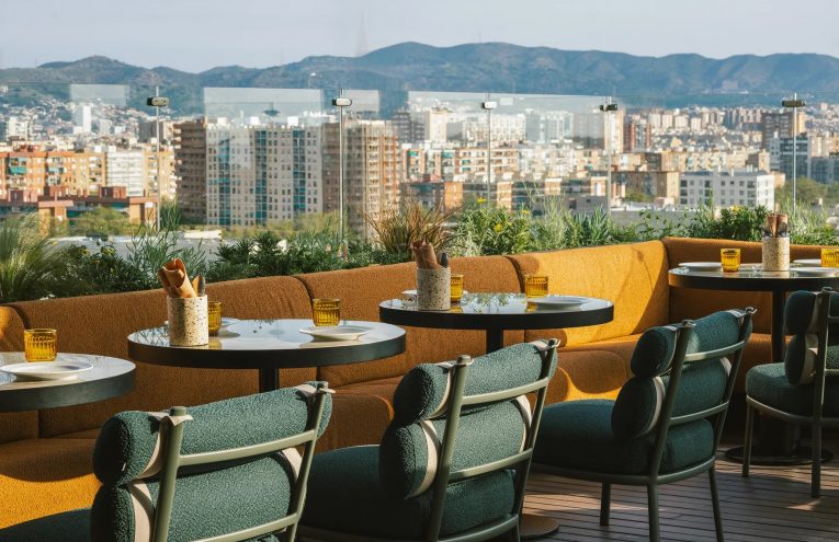 The Social Hub Barcelona reconoce el rooftop SíSí como uno de los mejores espacios del año